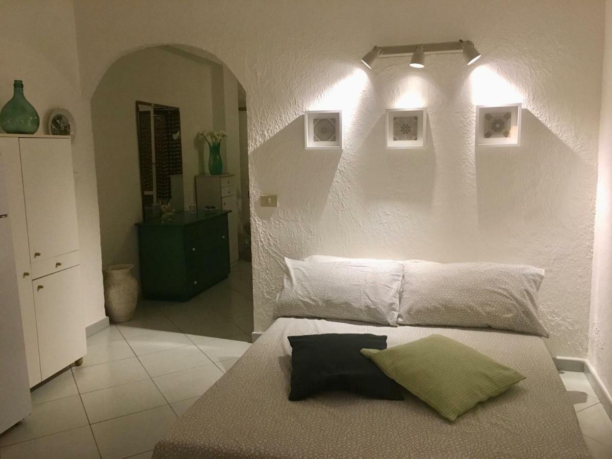 Baia Degli Dei - Living La Nike Leilighet Giardini Naxos Eksteriør bilde